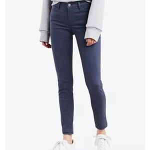 Levi Runaround Super Skinny Jeans